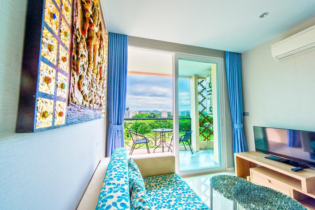 Atlantis Residence Praia de Jomtien Exterior foto